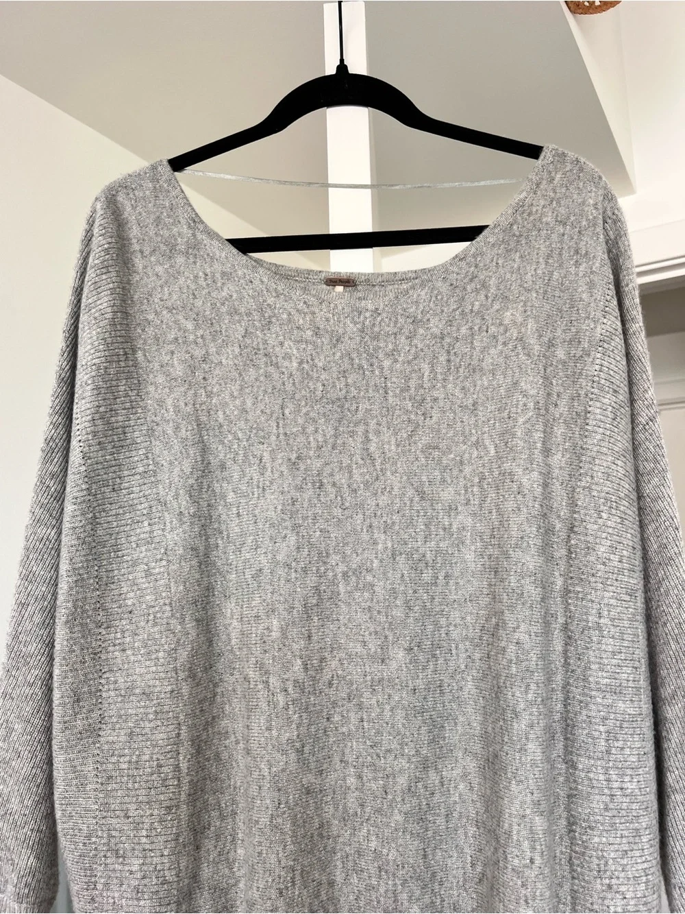 Free People Cashmere & Silk Oversized Knit Pullover Sweater Size Small/Medium